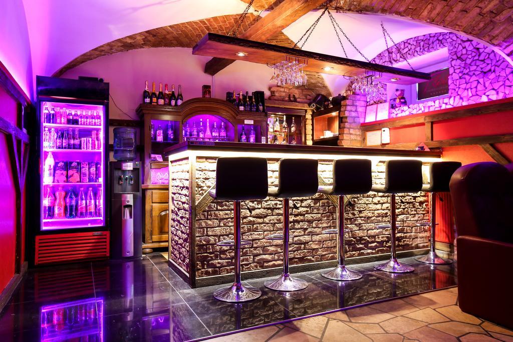 Riga Well Hotel Bagian luar foto