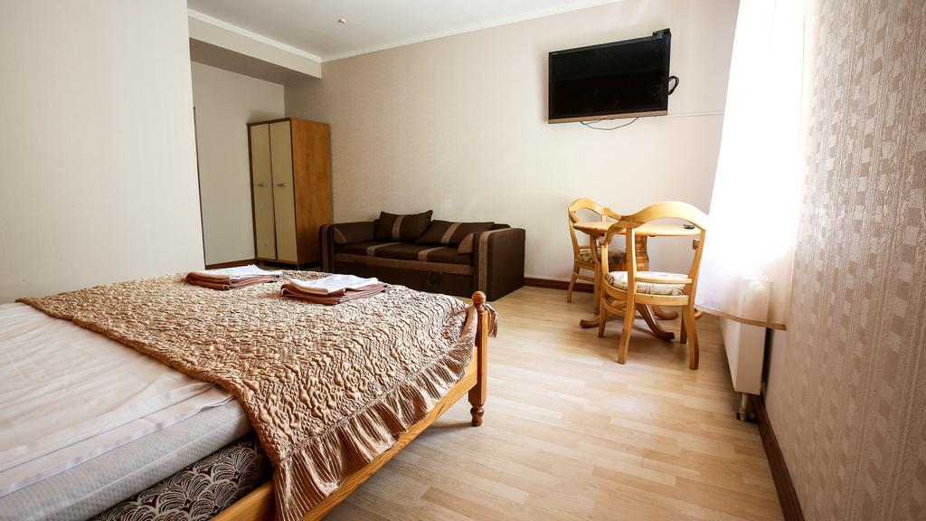 Riga Well Hotel Bagian luar foto