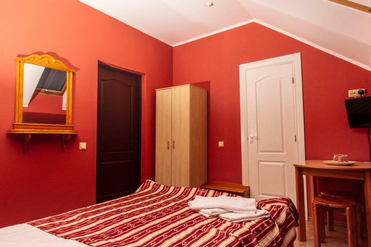 Riga Well Hotel Bagian luar foto