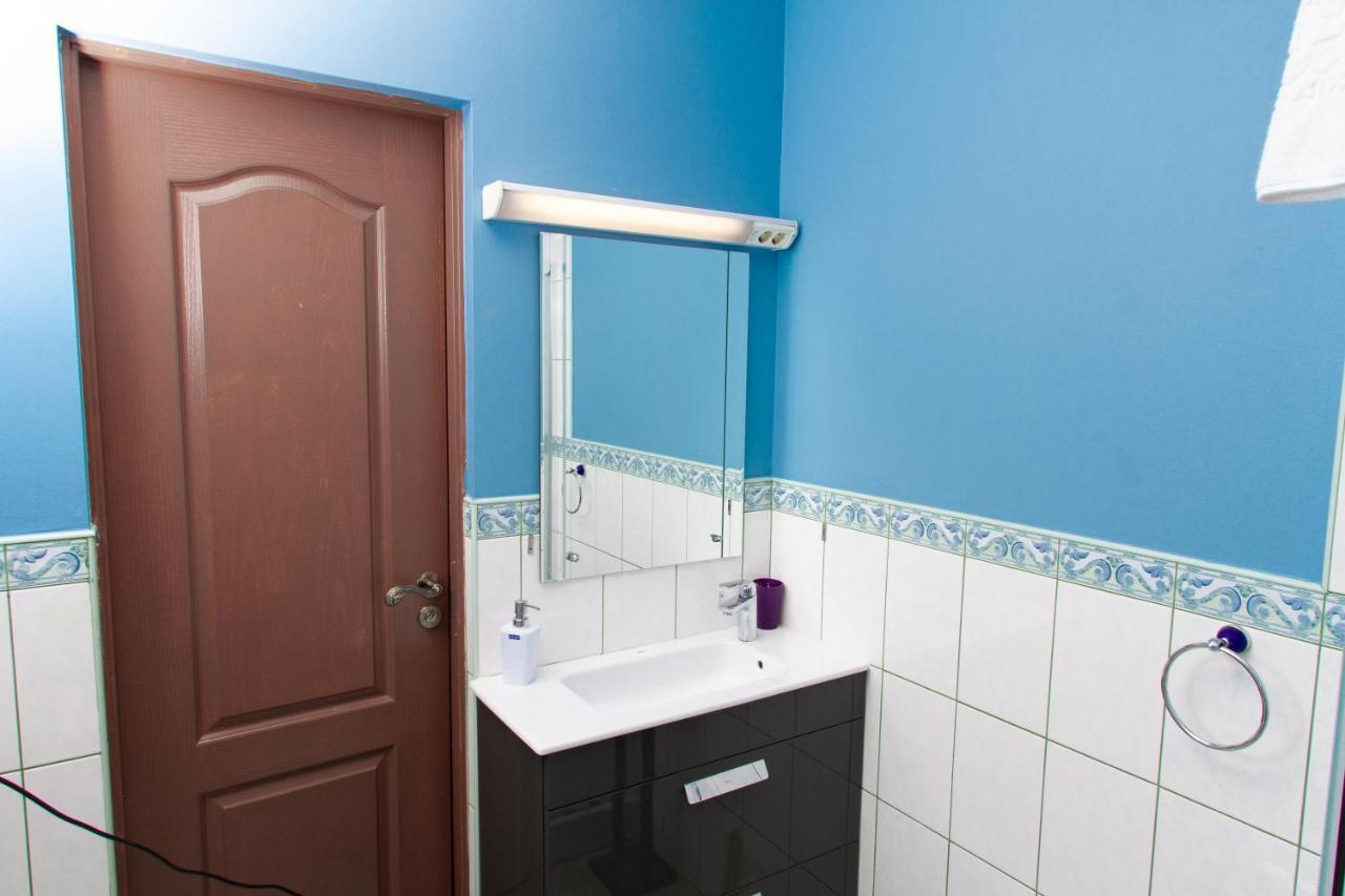 Riga Well Hotel Bagian luar foto