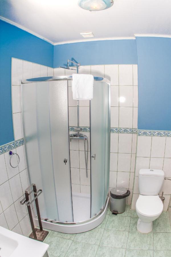 Riga Well Hotel Bagian luar foto