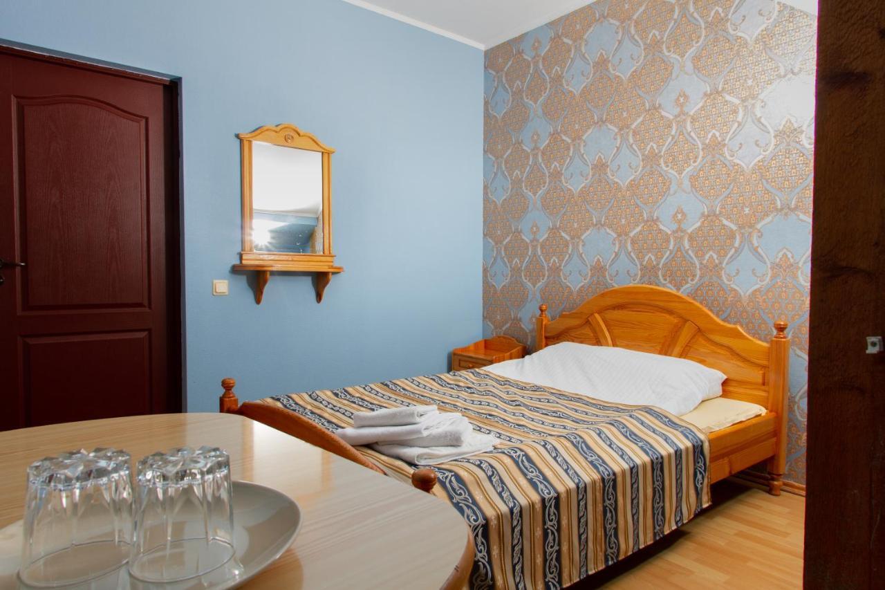 Riga Well Hotel Bagian luar foto